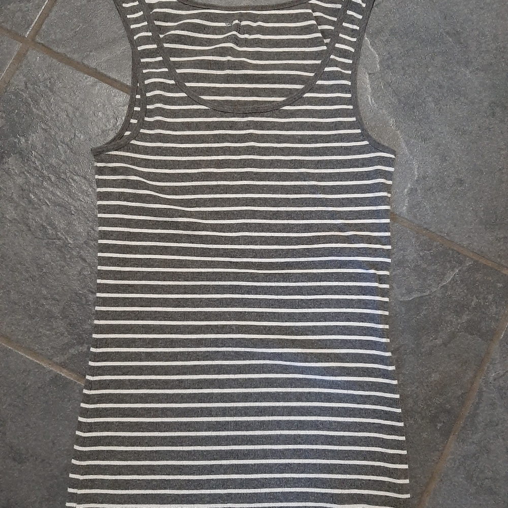 Gap stripped tank top